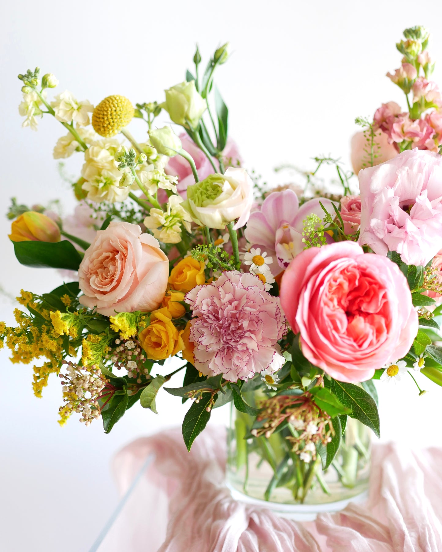 Flower Hat box Boston. Same Day Flower Delivery Boston, boston same day flower delivery, flower delivery boston same day, Florist Quincy, Quincy Flower Shop, Flower Delivery Boston, Quincy MA Florist, Quincy Flowers, Quincy Florist, Flowers Quincy, Flower Arrangement. Hat box. Flower Hat box Boston. Flower delivery Boston. Bouquet. Flower arrangement. Flower delivery Boston. Same Day Delivery. Flowers. Quincy Florist. Flower Delivery in Quincy. Flower Delivery Quincy MA, Same Day Flower Delivery Quincy MA