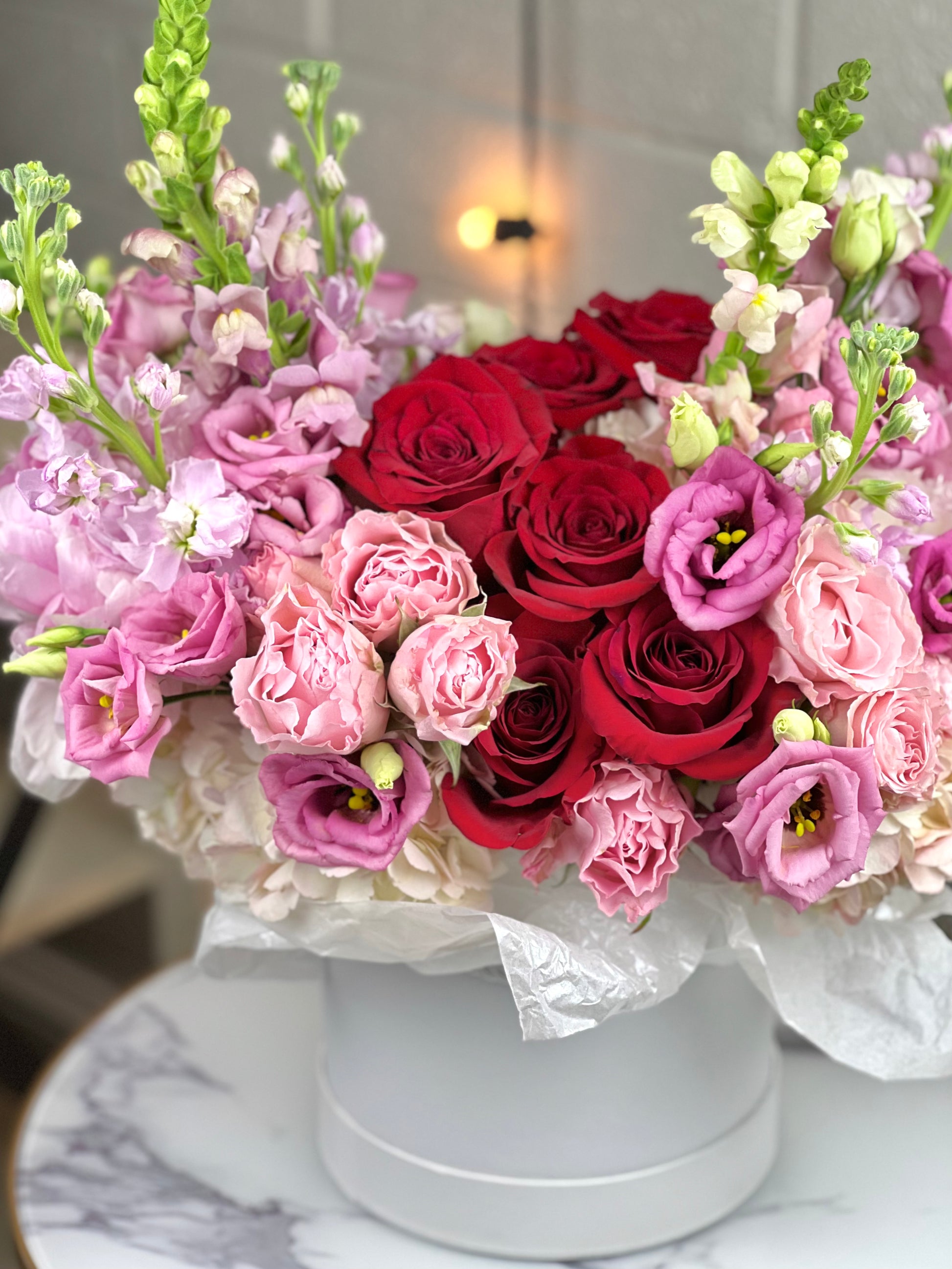 Flower Hat box Boston. Same Day Flower Delivery Boston,  boston same day flower delivery, flower delivery boston same day, Florist Quincy, Quincy Flower Shop, Flower Delivery Boston, Quincy MA Florist, Quincy Flowers, Quincy Florist, Flowers Quincy, Flower Arrangement. Hat box. Flower Hat box Boston. Flower delivery Boston. Bouquet. Flower arrangement. Flower delivery Boston. Same Day Delivery. Flowers. Quincy Florist. Flower Delivery in Quincy. Flower Delivery Quincy MA, Same Day Flower Delivery Quincy MA