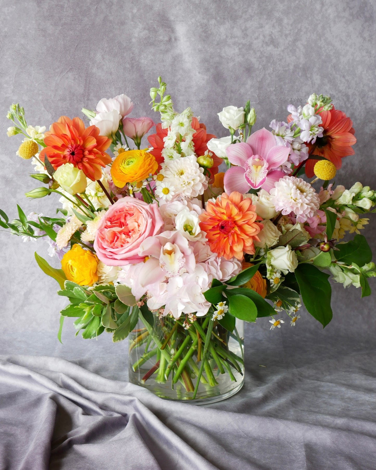 Flower Hat box Boston. Same Day Flower Delivery Boston, boston same day flower delivery, flower delivery boston same day, Florist Quincy, Quincy Flower Shop, Flower Delivery Boston, Quincy MA Florist, Quincy Flowers, Quincy Florist, Flowers Quincy, Flower Arrangement. Hat box. Flower Hat box Boston. Flower delivery Boston. Bouquet. Flower arrangement. Flower delivery Boston. Same Day Delivery. Flowers. Quincy Florist. Flower Delivery in Quincy. Flower Delivery Quincy MA, Same Day Flower Delivery Quincy MA