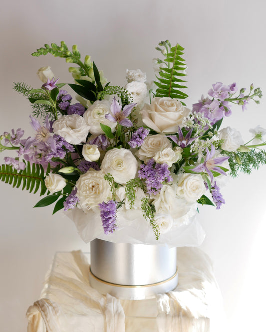 Flower Hat box Boston. Same Day Flower Delivery Boston,  boston same day flower delivery, flower delivery boston same day, Florist Quincy, Quincy Flower Shop, Flower Delivery Boston, Quincy MA Florist, Quincy Flowers, Quincy Florist, Flowers Quincy, Flower Arrangement. Hat box. Flower Hat box Boston. Flower delivery Boston. Bouquet. Flower arrangement. Flower delivery Boston. Same Day Delivery. Flowers. Quincy Florist. Flower Delivery in Quincy. Flower Delivery Quincy MA, Same Day Flower Delivery Quincy MA