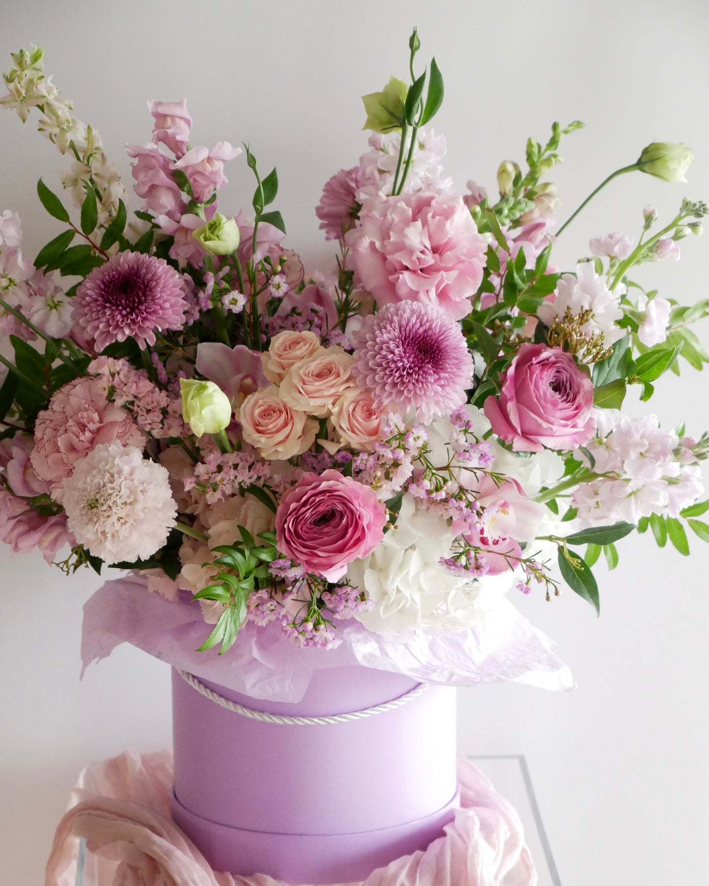 Flower Hat box Boston. Same Day Flower Delivery Boston, boston same day flower delivery, flower delivery boston same day, Florist Quincy, Quincy Flower Shop, Flower Delivery Boston, Quincy MA Florist, Quincy Flowers, Quincy Florist, Flowers Quincy, Flower Arrangement. Hat box. Flower Hat box Boston. Flower delivery Boston. Bouquet. Flower arrangement. Flower delivery Boston. Same Day Delivery. Flowers. Quincy Florist. Flower Delivery in Quincy. Flower Delivery Quincy MA, Same Day Flower Delivery Quincy MA