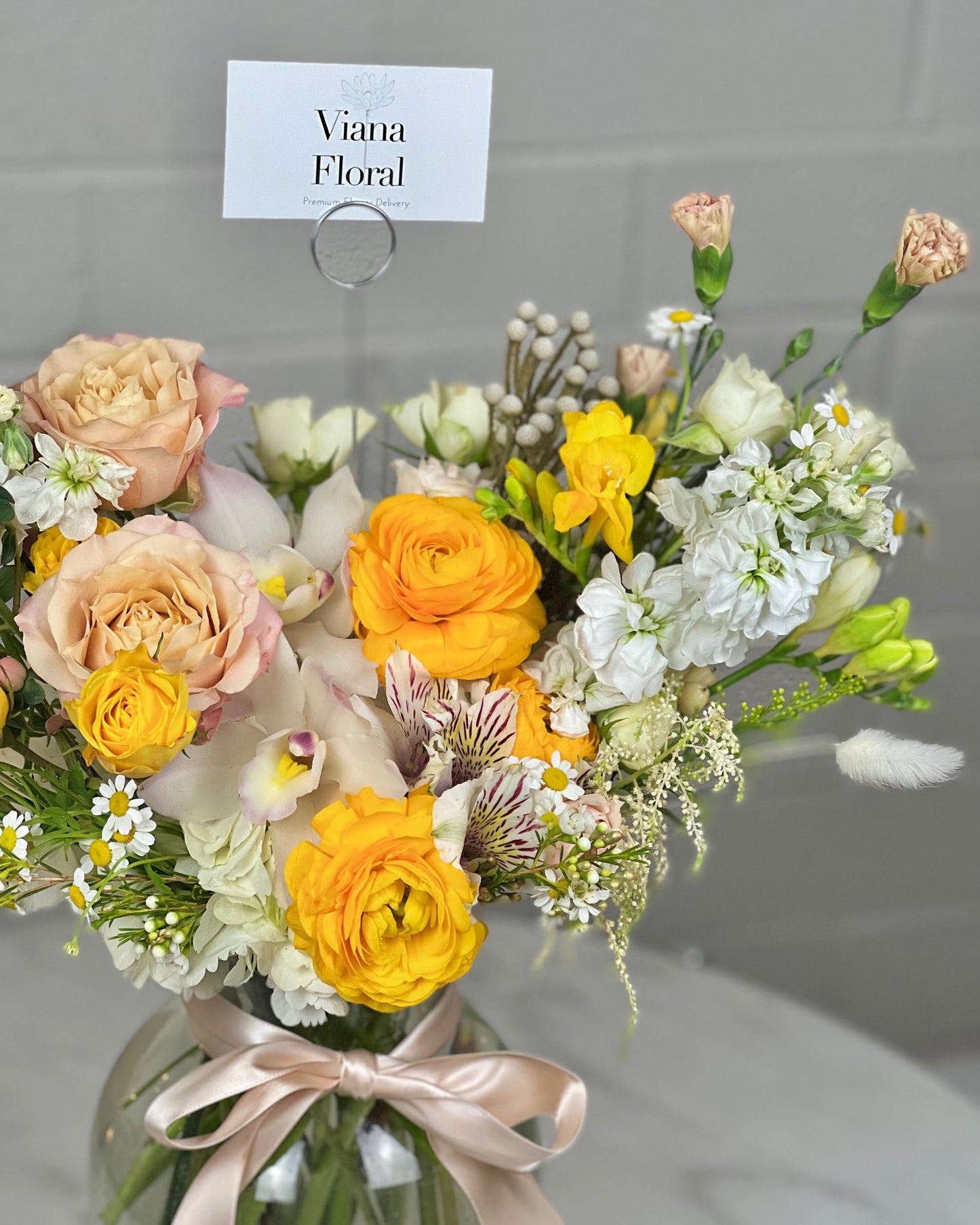 Flower Hat box Boston. Same Day Flower Delivery Boston, boston same day flower delivery, flower delivery boston same day, Florist Quincy, Quincy Flower Shop, Flower Delivery Boston, Quincy MA Florist, Quincy Flowers, Quincy Florist, Flowers Quincy, Flower Arrangement. Hat box. Flower Hat box Boston. Flower delivery Boston. Bouquet. Flower arrangement. Flower delivery Boston. Same Day Delivery. Flowers. Quincy Florist. Flower Delivery in Quincy. Flower Delivery Quincy MA, Same Day Flower Delivery Quincy MA