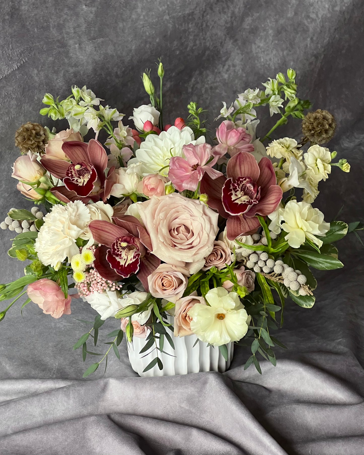 Flower Hat box Boston. Same Day Flower Delivery Boston, boston same day flower delivery, flower delivery boston same day, Florist Quincy, Quincy Flower Shop, Flower Delivery Boston, Quincy MA Florist, Quincy Flowers, Quincy Florist, Flowers Quincy, Flower Arrangement. Hat box. Flower Hat box Boston. Flower delivery Boston. Bouquet. Flower arrangement. Flower delivery Boston. Same Day Delivery. Flowers. Quincy Florist. Flower Delivery in Quincy. Flower Delivery Quincy MA, Same Day Flower Delivery Quincy MA