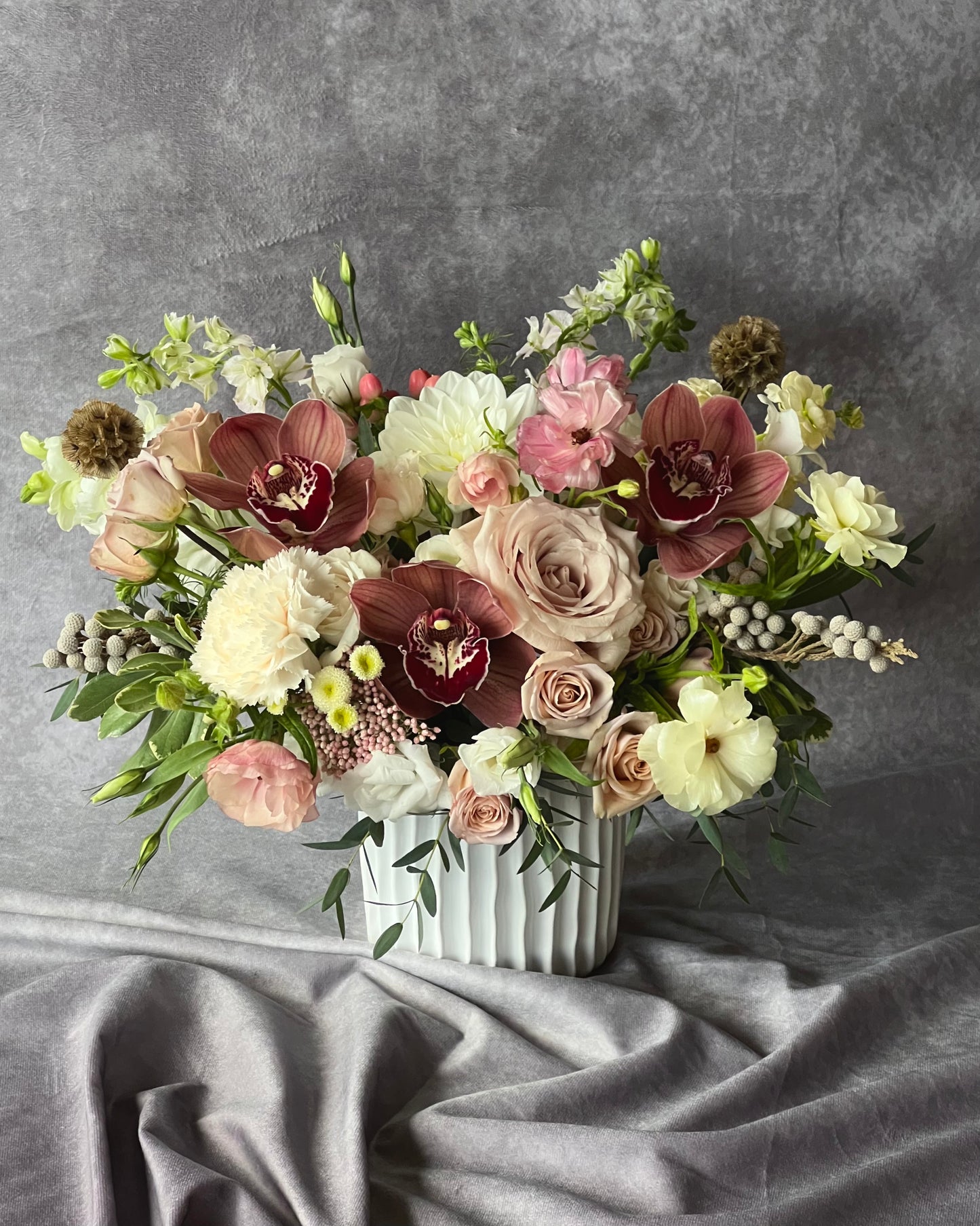 Flower Hat box Boston. Same Day Flower Delivery Boston, boston same day flower delivery, flower delivery boston same day, Florist Quincy, Quincy Flower Shop, Flower Delivery Boston, Quincy MA Florist, Quincy Flowers, Quincy Florist, Flowers Quincy, Flower Arrangement. Hat box. Flower Hat box Boston. Flower delivery Boston. Bouquet. Flower arrangement. Flower delivery Boston. Same Day Delivery. Flowers. Quincy Florist. Flower Delivery in Quincy. Flower Delivery Quincy MA, Same Day Flower Delivery Quincy MA