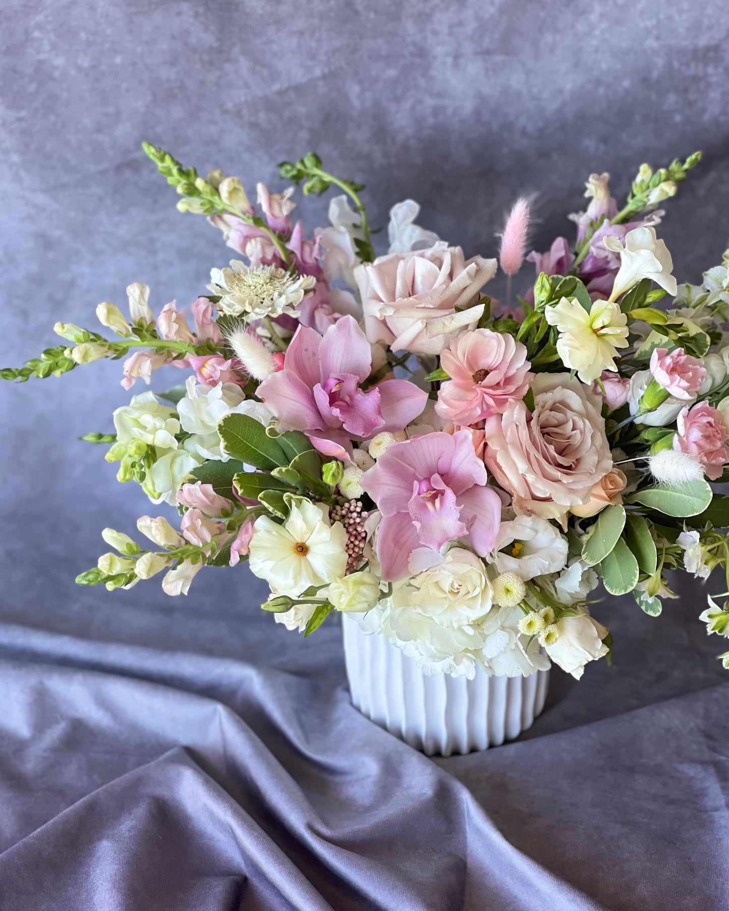 Flower Hat box Boston. Same Day Flower Delivery Boston, boston same day flower delivery, flower delivery boston same day, Florist Quincy, Quincy Flower Shop, Flower Delivery Boston, Quincy MA Florist, Quincy Flowers, Quincy Florist, Flowers Quincy, Flower Arrangement. Hat box. Flower Hat box Boston. Flower delivery Boston. Bouquet. Flower arrangement. Flower delivery Boston. Same Day Delivery. Flowers. Quincy Florist. Flower Delivery in Quincy. Flower Delivery Quincy MA, Same Day Flower Delivery Quincy MA