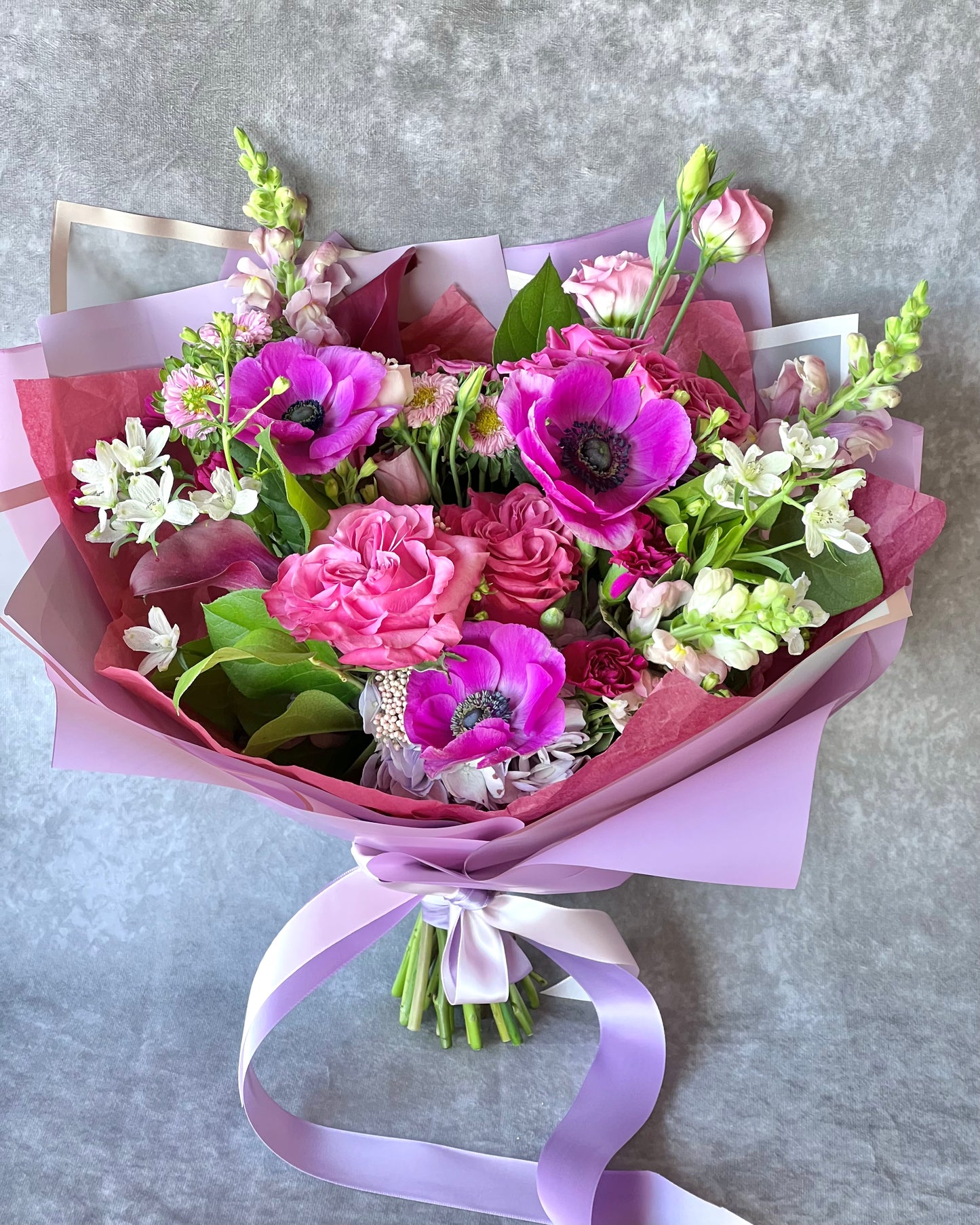Same Day Flower Delivery Boston, boston same day flower delivery, flower delivery boston same day, Florist Quincy, Quincy Flower Shop, Flower Delivery Boston, Quincy MA Florist, Quincy Flowers, Quincy Florist, Flowers Quincy, Flower Arrangement. Hat box. Flower Hat box Boston. Flower delivery Boston. Bouquet. Flower arrangement. Flower delivery Boston. Same Day Delivery. Flowers. Quincy Florist. Flower Delivery in Quincy. Flower Delivery Quincy MA,