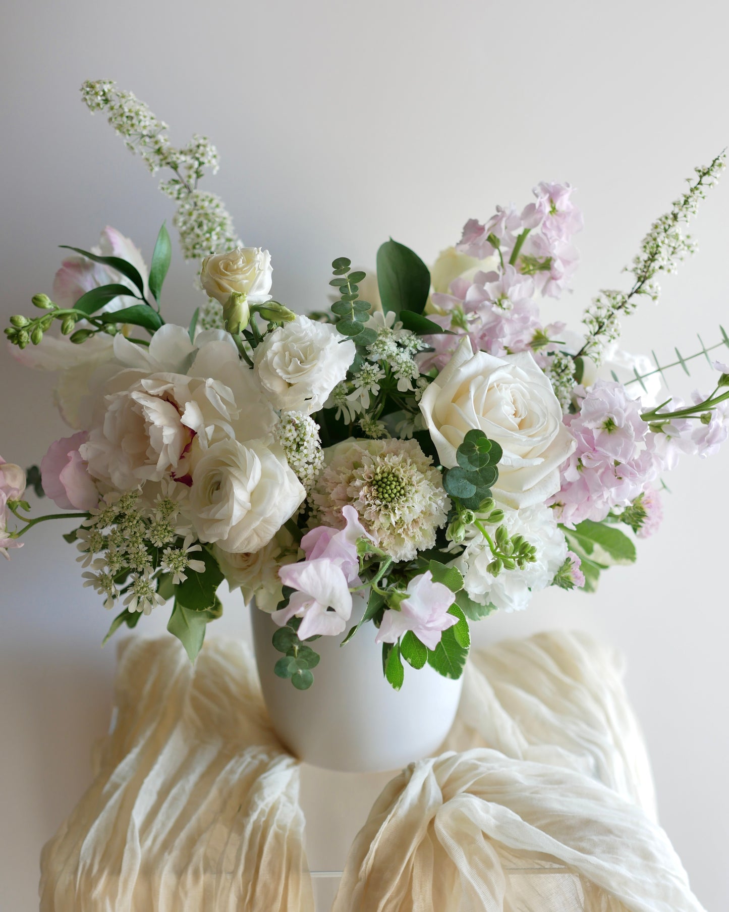 Flower Hat box Boston. Same Day Flower Delivery Boston, boston same day flower delivery, flower delivery boston same day, Florist Quincy, Quincy Flower Shop, Flower Delivery Boston, Quincy MA Florist, Quincy Flowers, Quincy Florist, Flowers Quincy, Flower Arrangement. Hat box. Flower Hat box Boston. Flower delivery Boston. Bouquet. Flower arrangement. Flower delivery Boston. Same Day Delivery. Flowers. Quincy Florist. Flower Delivery in Quincy. Flower Delivery Quincy MA, Same Day Flower Delivery Quincy MA