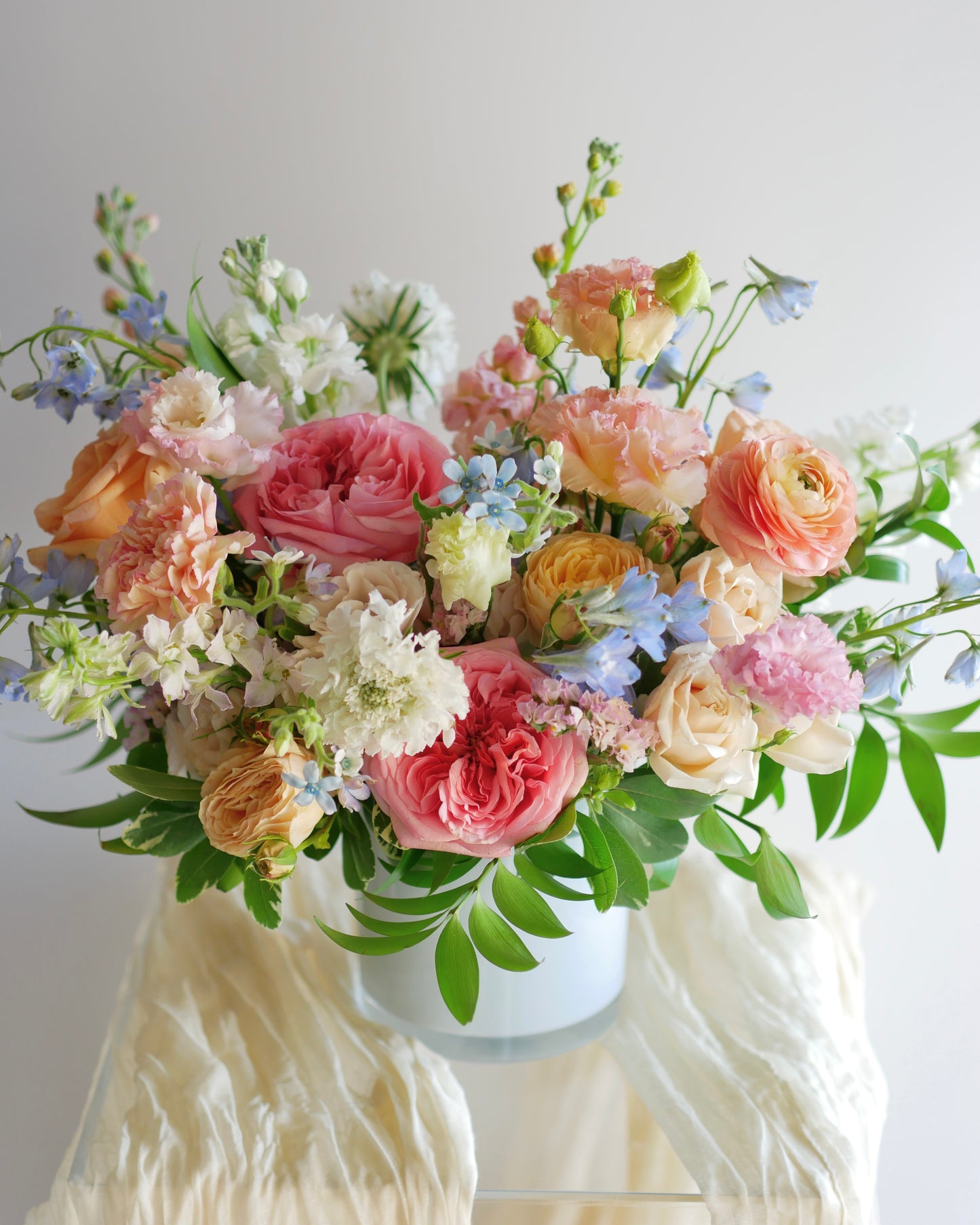 Flower Hat box Boston. Same Day Flower Delivery Boston, boston same day flower delivery, flower delivery boston same day, Florist Quincy, Quincy Flower Shop, Flower Delivery Boston, Quincy MA Florist, Quincy Flowers, Quincy Florist, Flowers Quincy, Flower Arrangement. Hat box. Flower Hat box Boston. Flower delivery Boston. Bouquet. Flower arrangement. Flower delivery Boston. Same Day Delivery. Flowers. Quincy Florist. Flower Delivery in Quincy. Flower Delivery Quincy MA, Same Day Flower Delivery Quincy MA