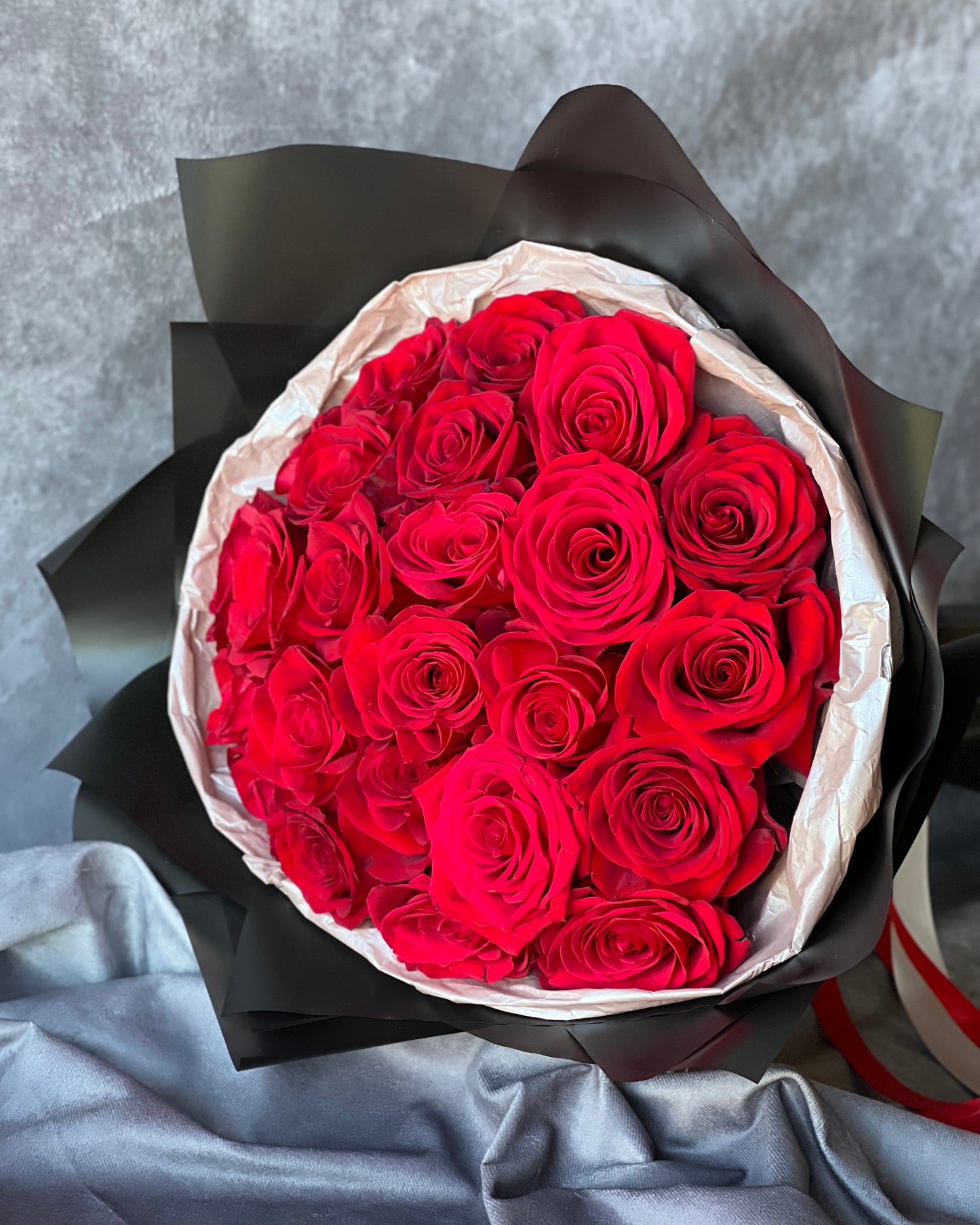 Roses. Flower Hat box Boston. Same Day Flower Delivery Boston, boston same day flower delivery, flower delivery boston same day, Florist Quincy, Quincy Flower Shop, Flower Delivery Boston, Quincy MA Florist, Quincy Flowers, Quincy Florist, Flowers Quincy, Flower Arrangement. Hat box. Flower Hat box Boston. Flower delivery Boston. Bouquet. Flower arrangement. Flower delivery Boston. Same Day Delivery. Flowers. Quincy Florist. Flower Delivery in Quincy. Flower Delivery Quincy MA,