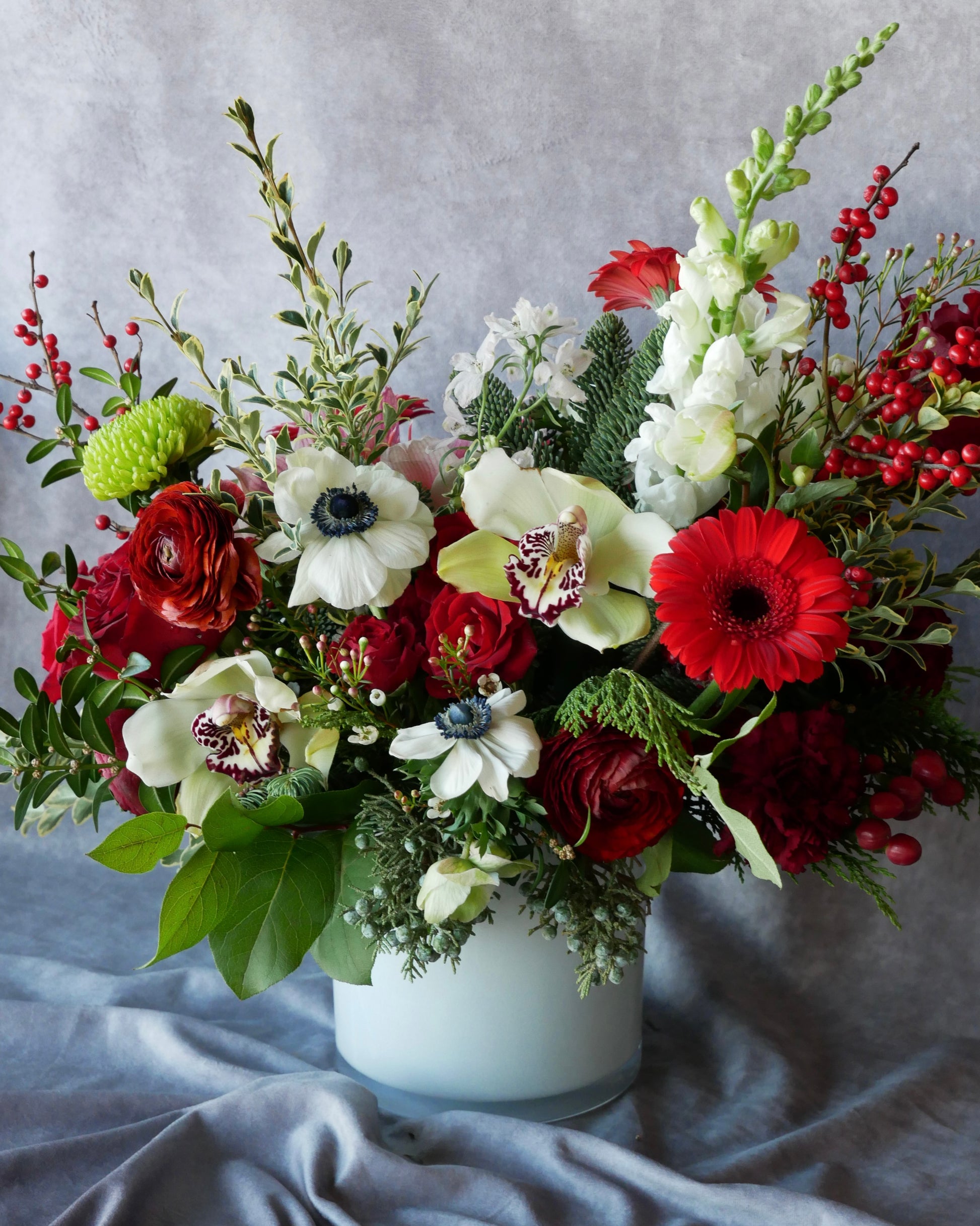 Christmas Flowers, Christmas flower arrangement, Flower delivery in Boston, Flower delivery in Quincy, Quincy florist, Boston Florist, Same-Day Delivery, Christmas Centerpiece