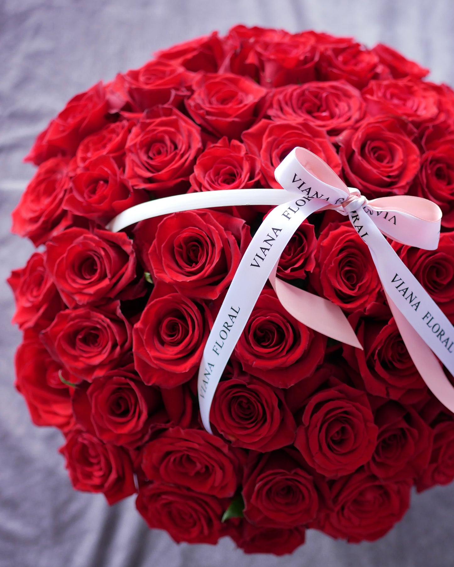 Flower Arrangement. Flower Delivery Boston. Roses. Bouquet. Flower arrangement. Flower delivery Boston. Same Day Delivery. Flowers. Quincy Florist. Flower Delivery in Quincy. Roses in a basket, Valentine's Day Flowers.